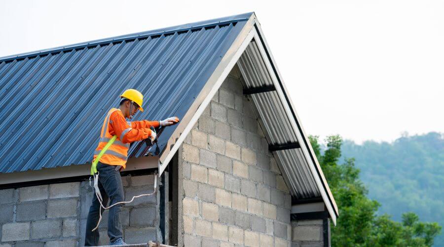 Professional Flat Roofing Installation in Keenes, IL